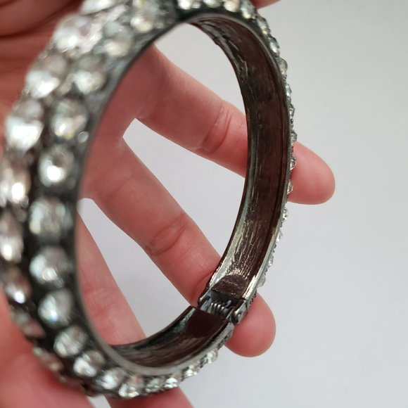 Vintage Dark Toned Bangle Bracelet with Clear Rhinestones - Picture 5 of 7